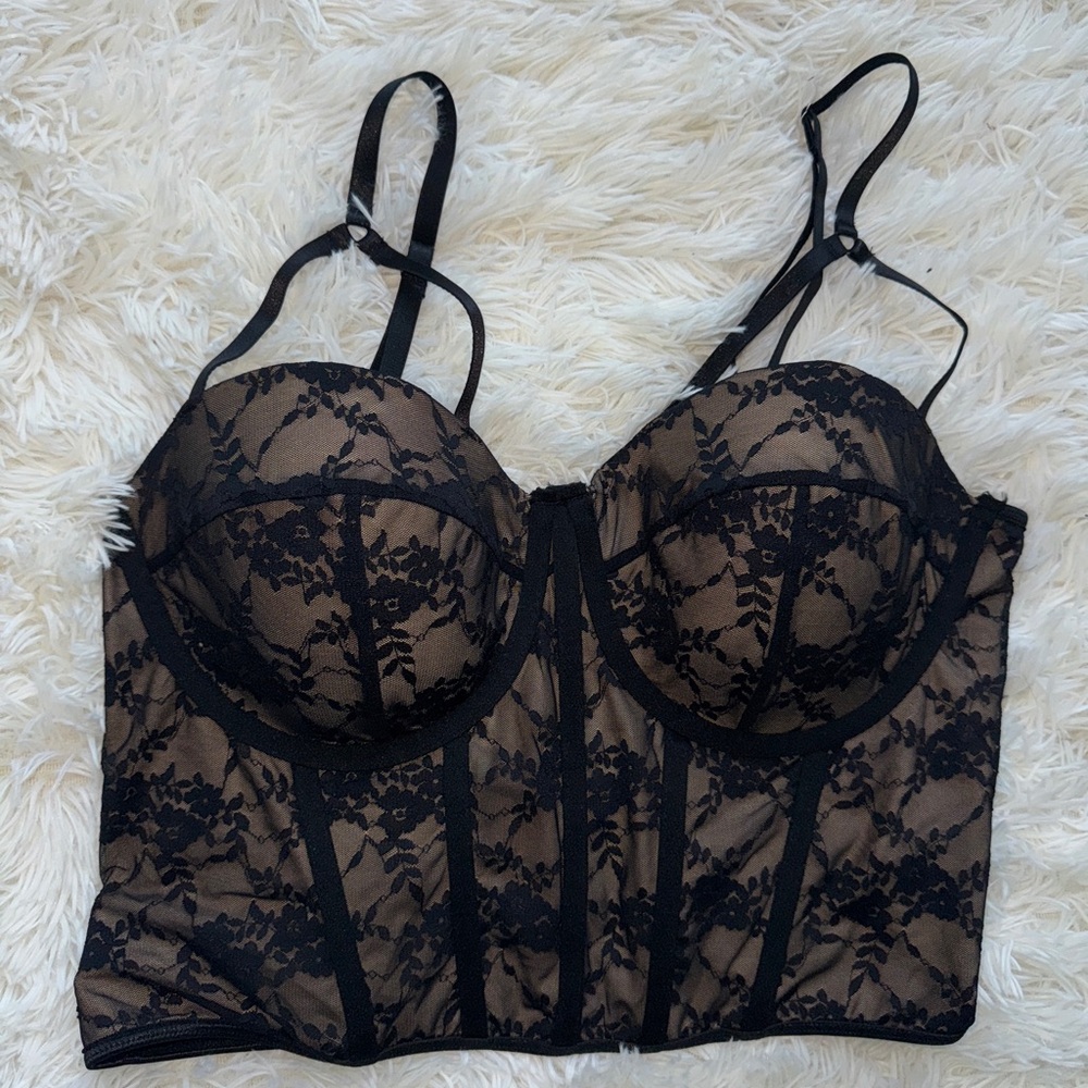 SHEIN Black Lace Bra with Floral Overlay